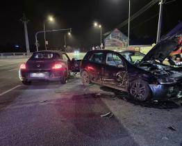 Srážka dvou vozidel v Uherském Brodě se obešla bez zranění