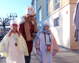 Tříkráloví koledníci vyrazili nejen do ulic Uherského Brodu, ale i do okolních obcí 