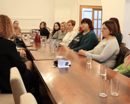 Educante se podruhé připojilo k Noci důstojnosti