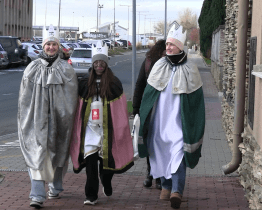 Tříkrálovou sbírku ve Veselí zakončil průvod koledníků