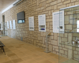 Zajímavosti ohledně pravěkých nálezů najdete v Památníku Velké Moravy