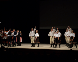 Studenti gymnázia představili svou akademii rodičům a veřejnosti