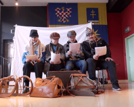 Žáci z Uherského Hradiště nadchli v Baťově mrakodrapu cimrmanovským humorem