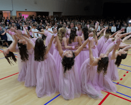 Kunovický ples přenesl příchozí do japonské zahrady