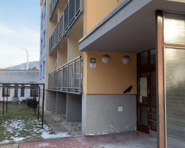 Poslední etapa oprav městských bytů pod Žamboškou skončí v dubnu