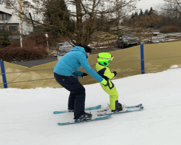 Lyžařská škola Alceda jezdila na Trojáku 