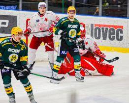 Berani vyhráli v Chomutově, Vsetín padl se Slavií v nájezdech 