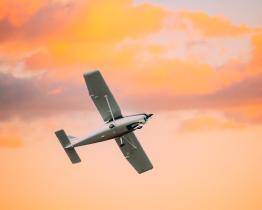 Baťova univerzita nabízí unikátní kurz sportovního létání