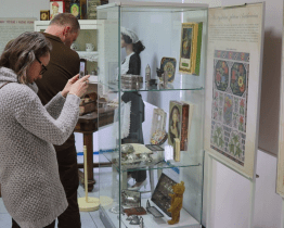 Derniéru výstavy hraček v Masarykově muzeu provázely komentované prohlídky