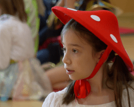 V havřické sportovní hale se děti radovaly na školním Zimním karnevalu