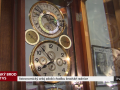 Astronomický orloj zdobí chodbu brodské radnice