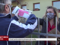 Česká pošta přepravuje roušky zdarma