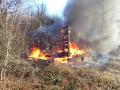 Perný den hasičů. Během úterý zasahovali hned u tří požárů