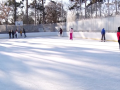 Na městském stadionu se stále bruslí