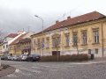 Radnice přijímá žádosti o dotace na obnovu fasád a bourání starých domů