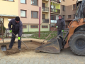Pracovníci technických služeb vyměnili písek v pískovištích