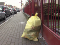 Rodinné domy mohou opět využít pytlový svoz papíru a plastů 