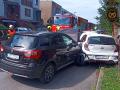 Hasiče ve svátek zaměstnaly tři dopravní nehody. Dvě z nich se neobešly bez zranění