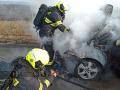 Úterý pohledem hasičů: tři dopravní nehody a hořící automobil na dálnici