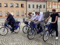 Nová sdílená kola zpřístupňují ve Vsetíně ekologickou dopravu