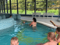 Příměstský tábor Plaváček nabídl dětem vodní zábavu i výuku plavání