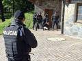 Po pachatelích loupežného přepadení pátrali čeští i slovenští policisté včetně vrtulníku. Naštěstí šlo jen o cvičení